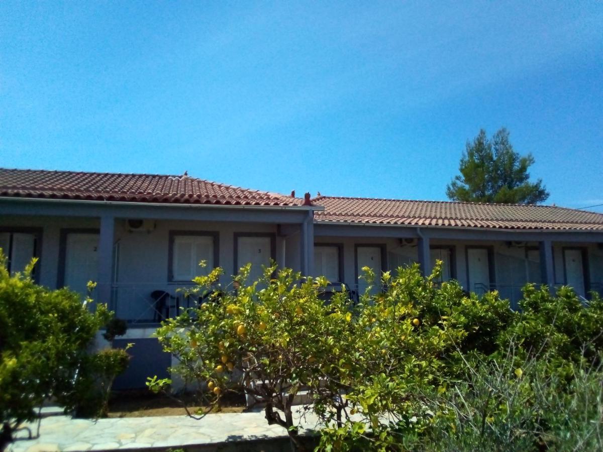 Panorama Rooms Kastro-Kyllini Екстер'єр фото