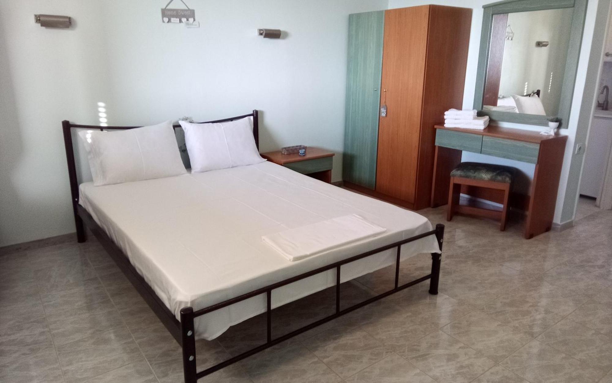 Panorama Rooms Kastro-Kyllini Екстер'єр фото